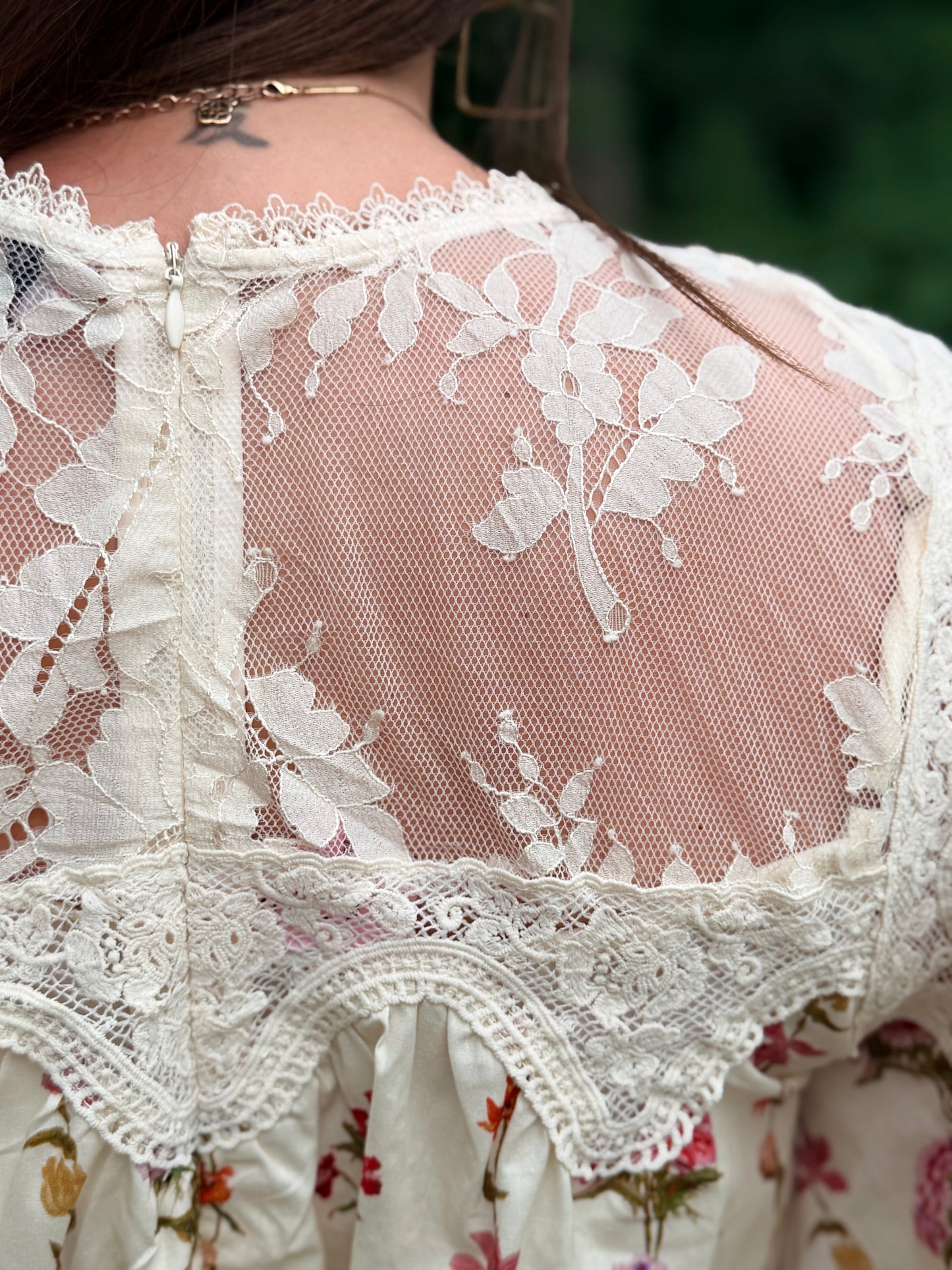 Entro Cream flower dress with lace detail